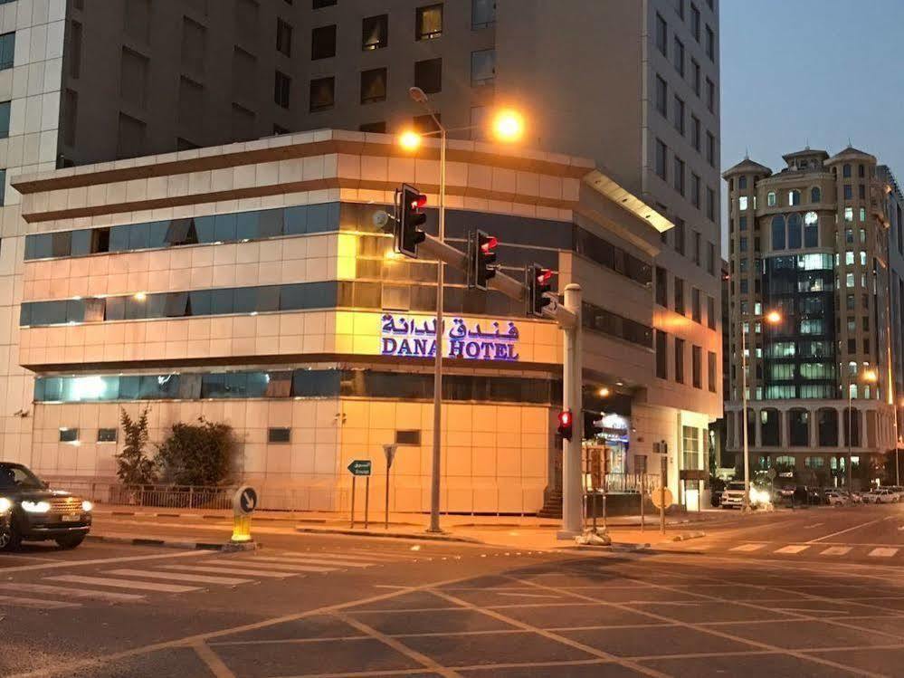 Dana Hotel Doha Exterior photo
